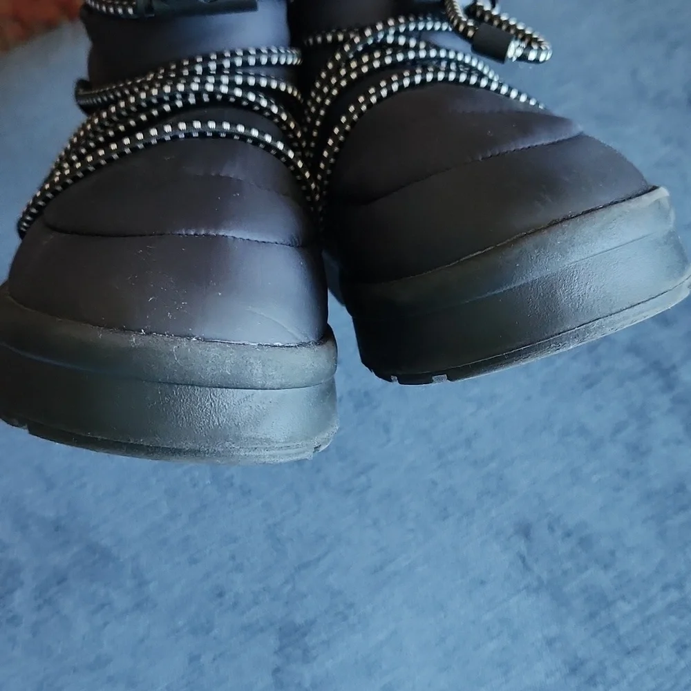 Zara Black Water Repellent Winter Kids Boots with Cream Sherpa Lining Size 35/3